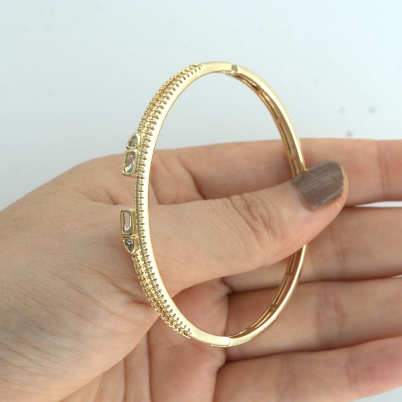 Elegant 18K Gold Color Bangle - Image 2