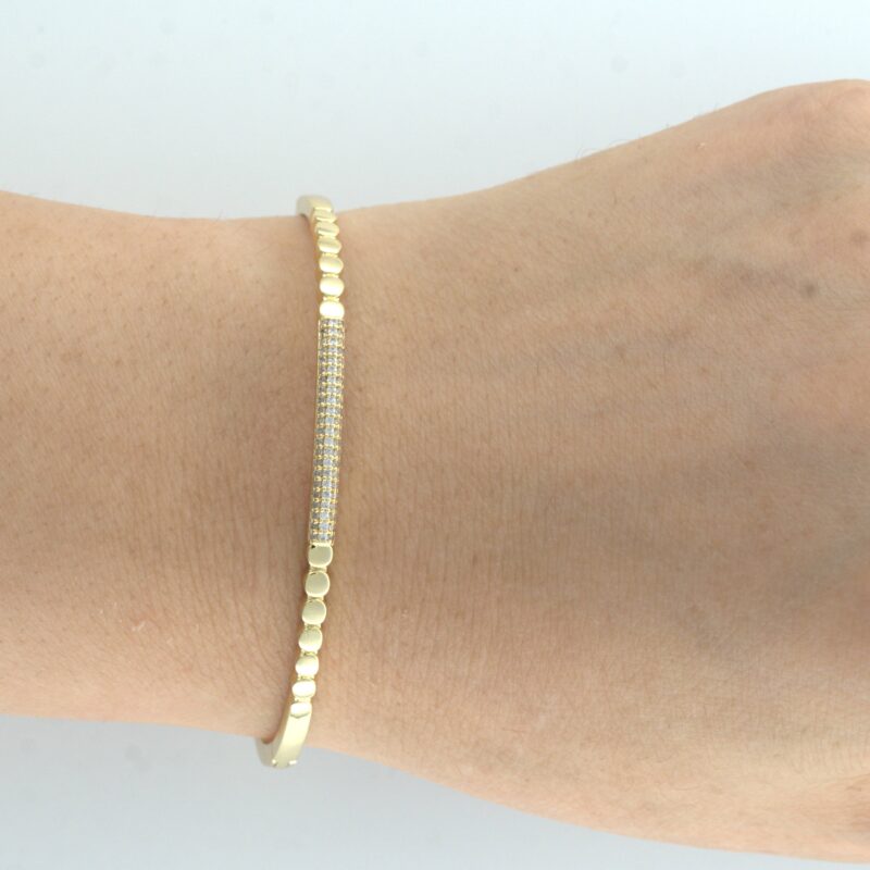 Elegant 18K Gold Color Bangle - Image 2