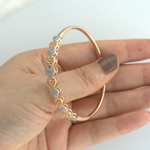 Elegant 18K Gold Color Bangle