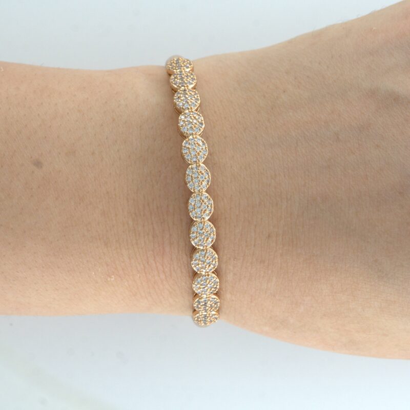Elegant 18K Gold Color Bangle - Image 3